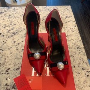 Carolina Hererra 4in pumps